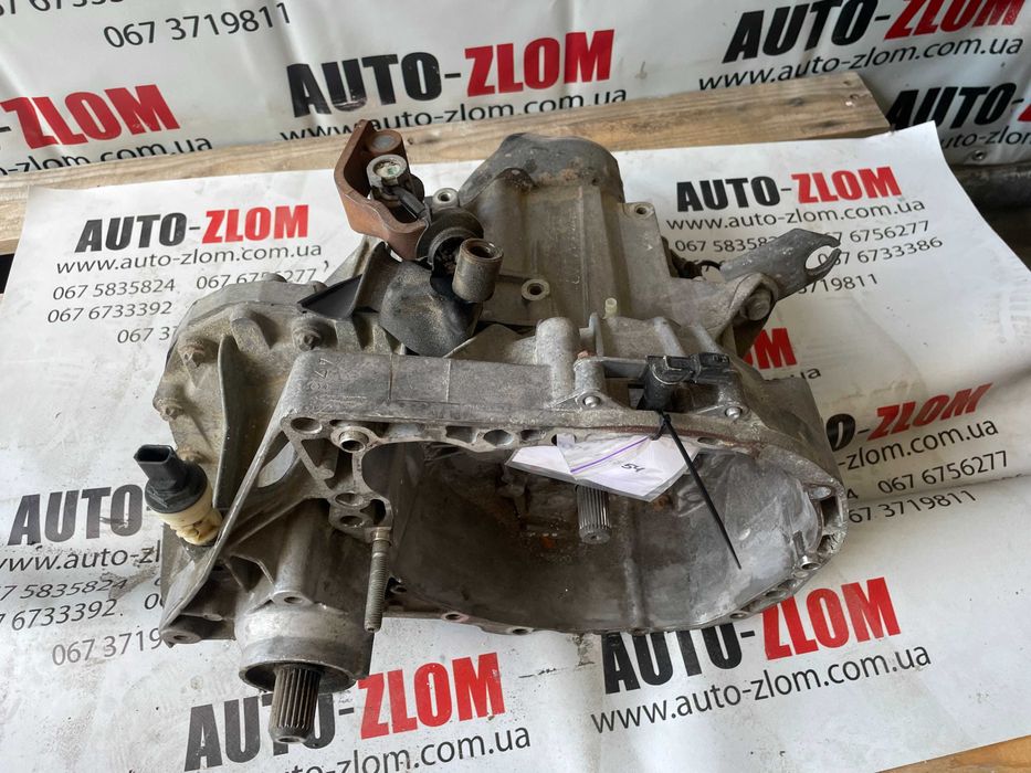 КПП для Dacia Logan, Sandero, 1.4i, 1.6i, 2008-12, JH3080