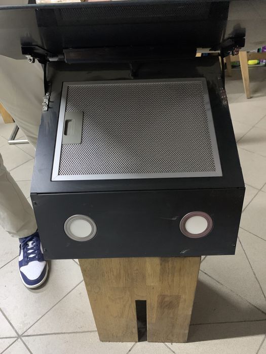 Okap szklany do kuchni