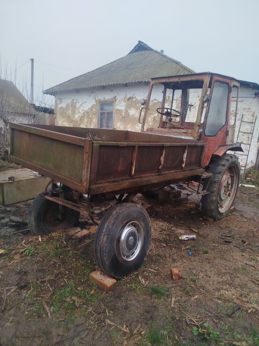 Продам трактор т16