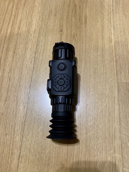 Тепловізор AGM