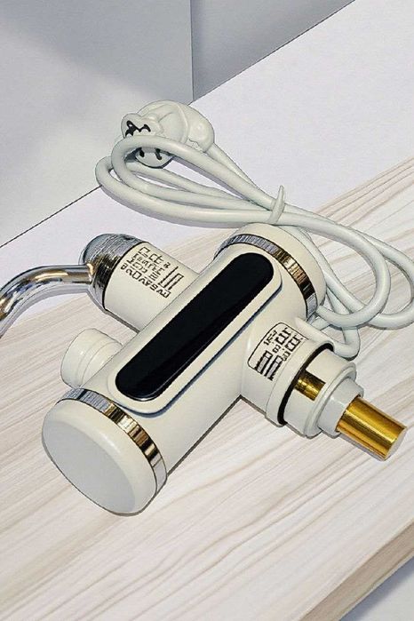 Кран водонагреватель с LCD экраном