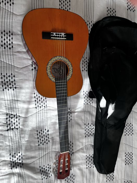 Guitarra Clássica Gemma 1/2 – Ideal para Criança/Iniciante