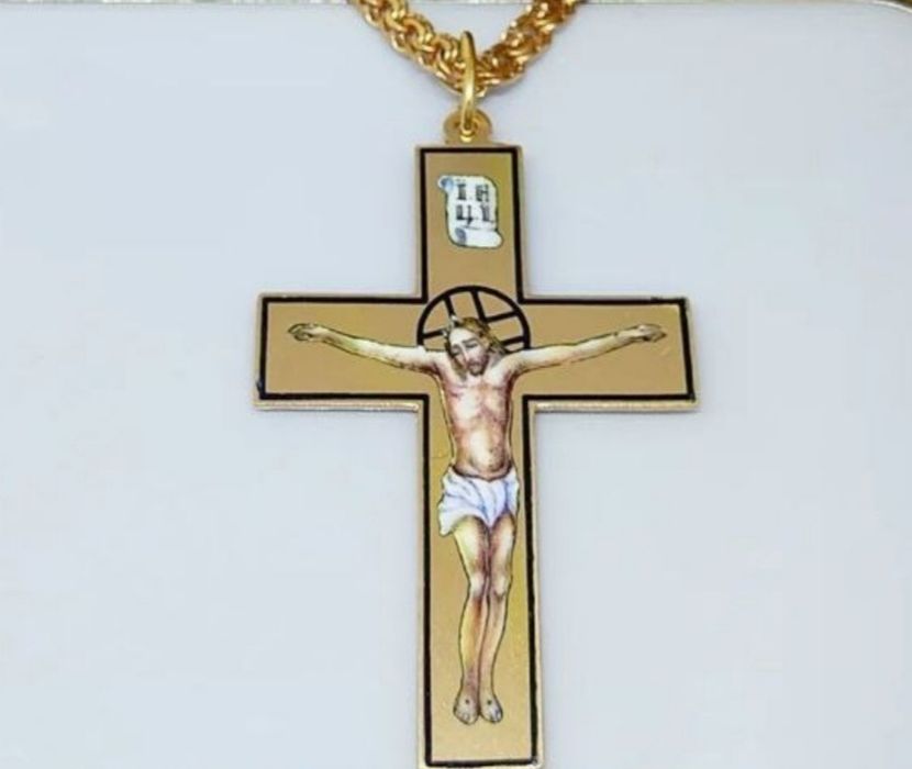 9.2 Золотий хрест з емаллю 585