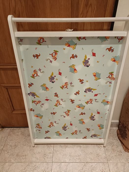 Troca fraldas para berço