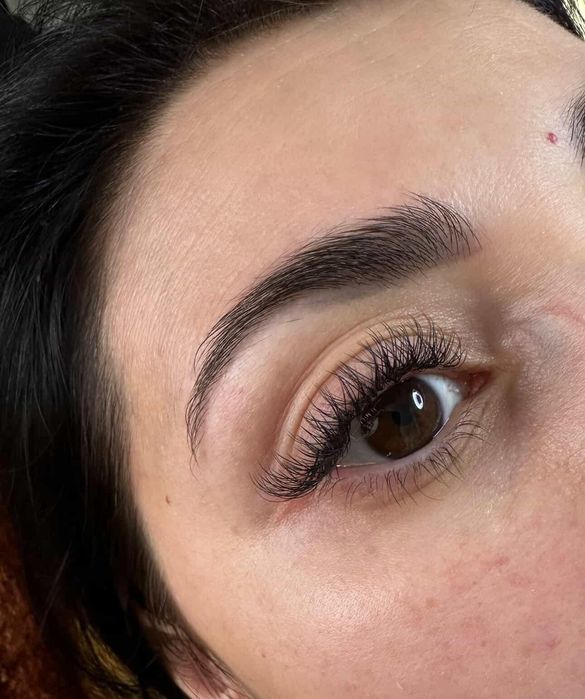 Наращивания ресниц. .