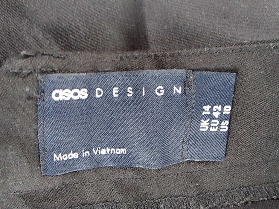 Asos jak nowe czarne spodnie szerokie nogawki wysoki stan 14 XL