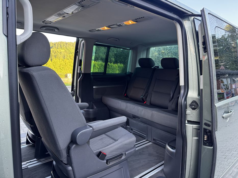 Wynajem Busa Bus Wypożyczalnia VW Transporter t5 Multivan 7 Osobowy