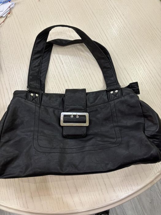 Сумка жіноча .( черного коліру ).