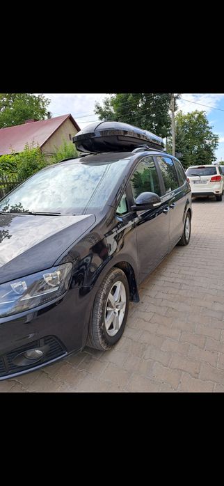 Seat Alhambra  мінівен
