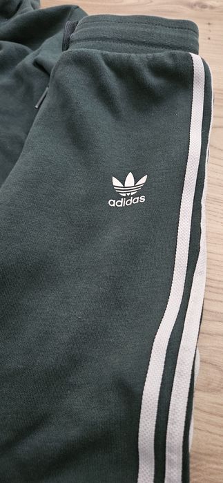 Dres Adidas 104 cm dla 3 latka