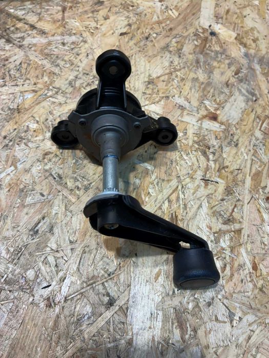 korba mechanizm podnoszenia szyby prawy tył audi a4 b6 b7