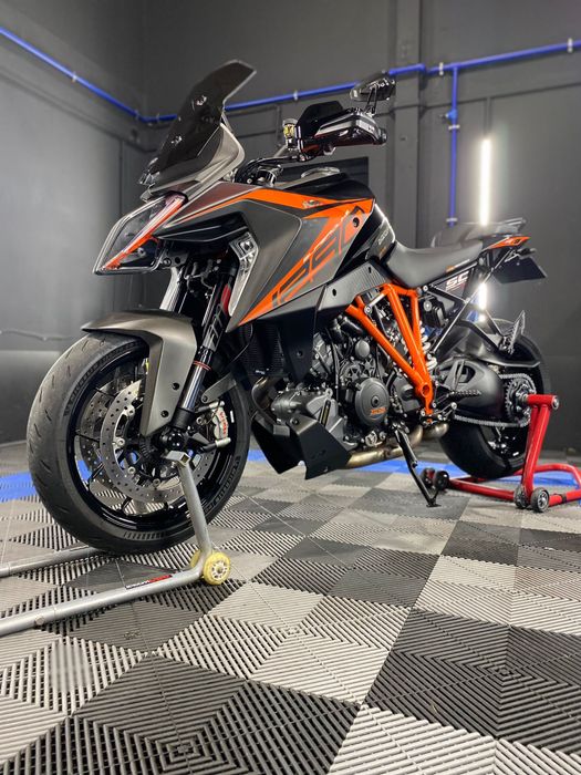 KTM 1290 super duke GT