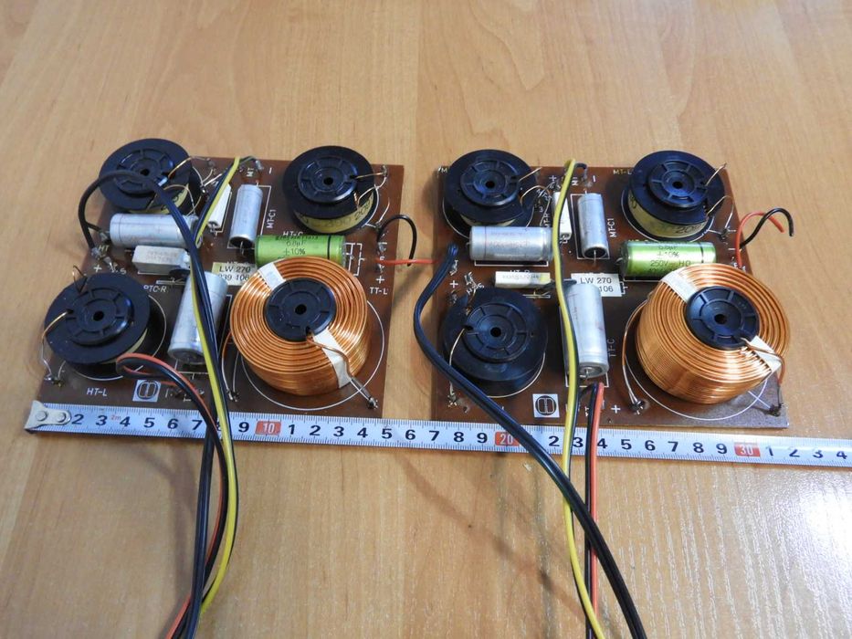 Potężne zwrotnice głośnikowe Dual 3 drożne