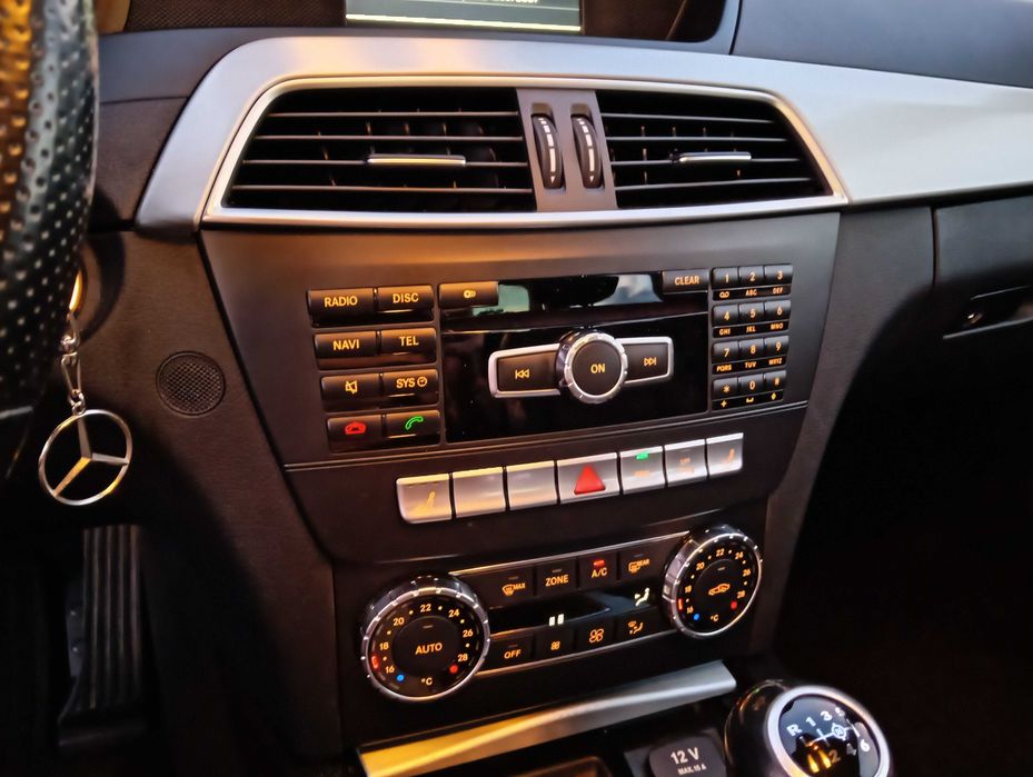 Vendo Mercedes Benz 220d de 2013