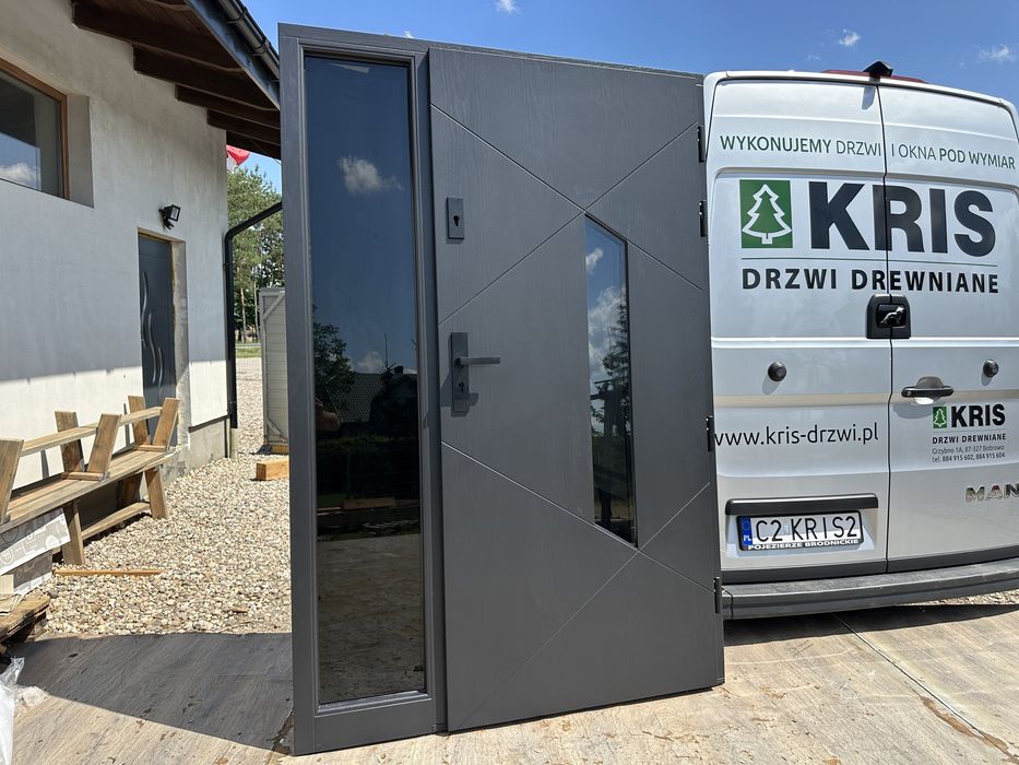 Drzwi zewnętrzne drewniane z Doświetlem RAL U-0.80 Montaż