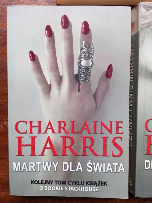 Charlaine Harris Czysta Krew Sookie Stackhouse cykl książek