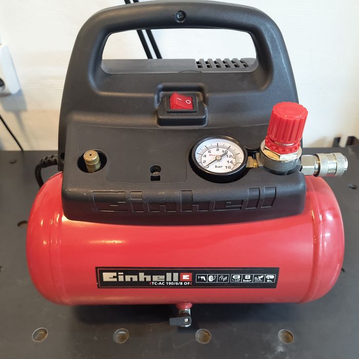 Kompresor bezolejowy Einhell 6 l, 8 bar 1,2 kW TC-AC 190/6/8 OF