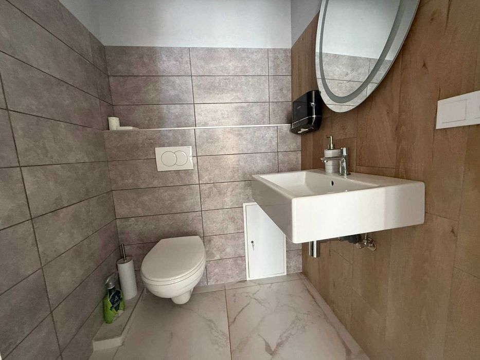 ЖК «Варшавський 2». Фасадне приміщення з ремонтом Open Space 71 м² - View 4