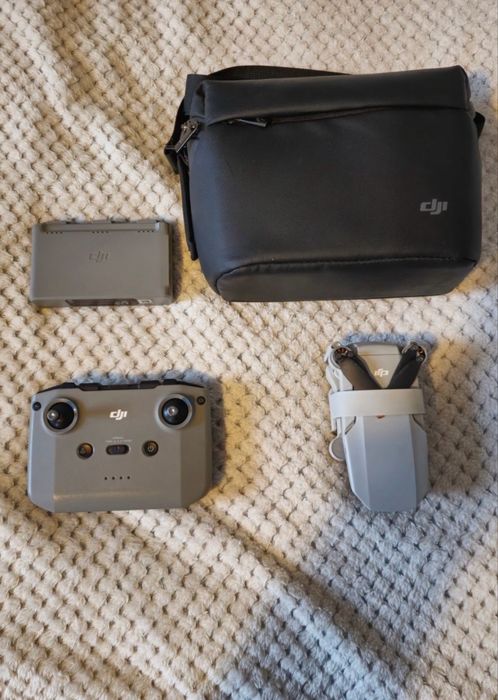 Dron DJI Mini 2 SE Combo