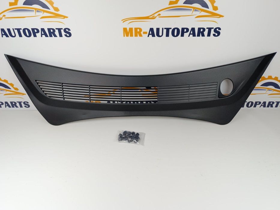 Підкапотний пластик жабо боксу задній Tesla Model 3 1081675-00-B