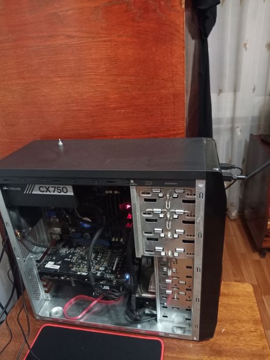 Комп'ютер,16 ГБ оуз, відео 8 ГБ rx 580, i7 3770k int