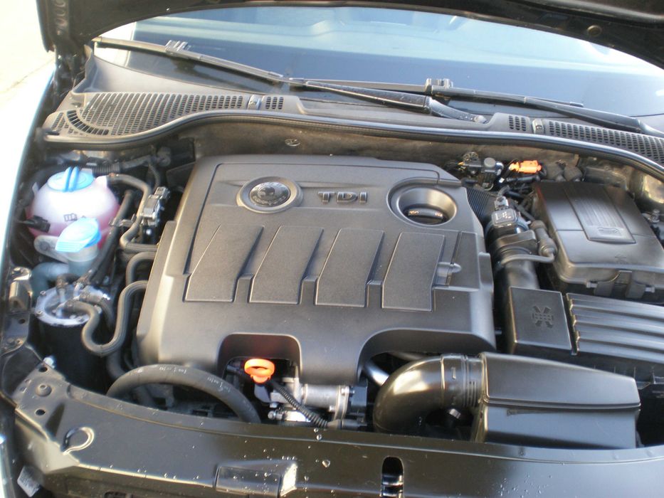 Vendo skoda 1.6 tdi nacional