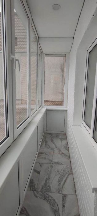 Продам 1кв Центр  4/9 36200 без комиссии!!