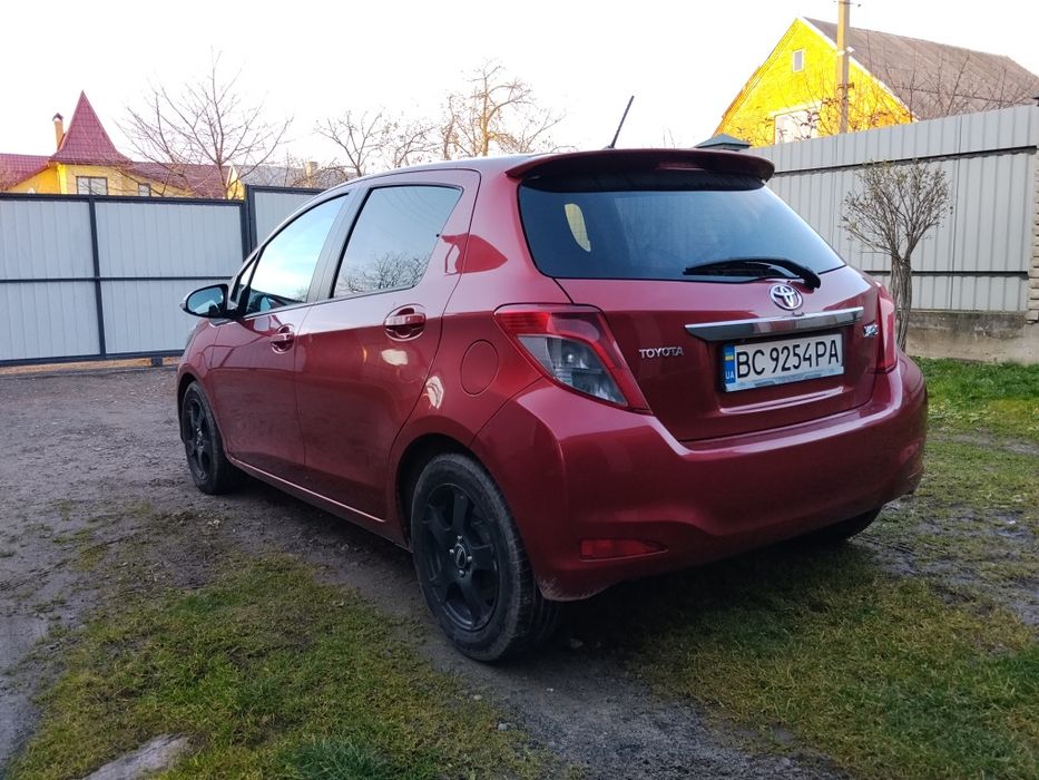 Toyota Yaris 2011 automat