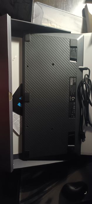 Клавиатура Logitech G213