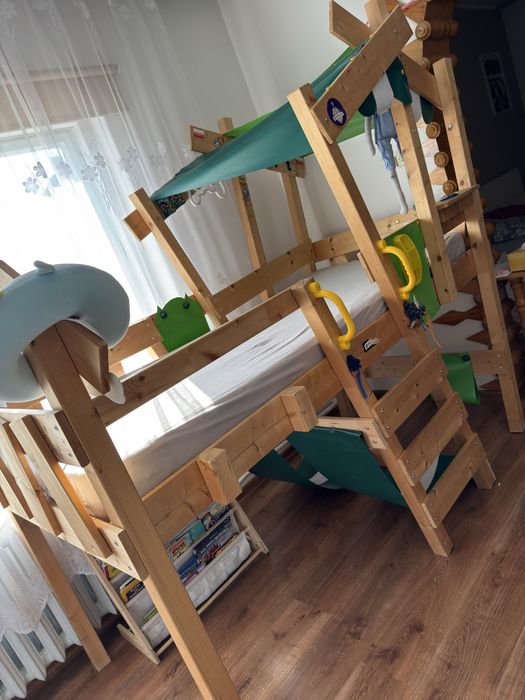 Sprzedam ŁÓŻKO domek