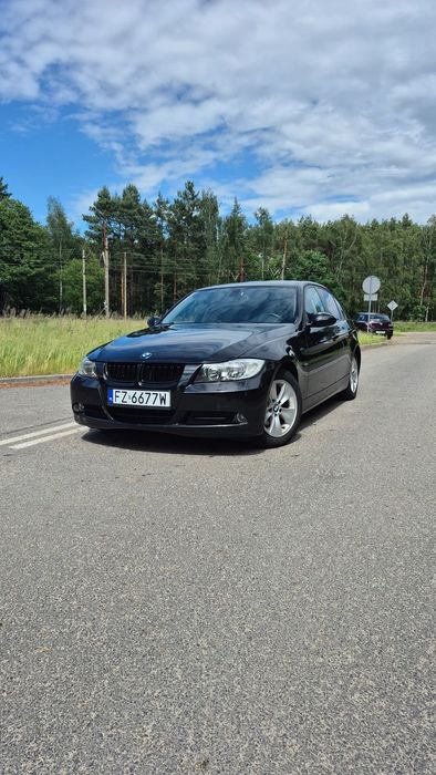 BMW Seria 3 Zadbane BMW E90 320i polift