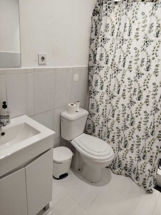 Quarto para arrendar
