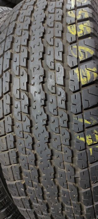 Pneus 255/65/17 Bridgestone semi novos