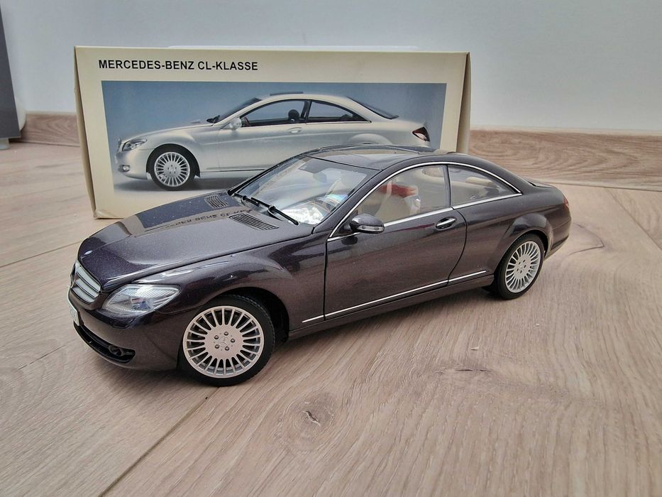 Model Mercedes CL-Klasse w216 Autoart 1:18 rzadki kolor.
