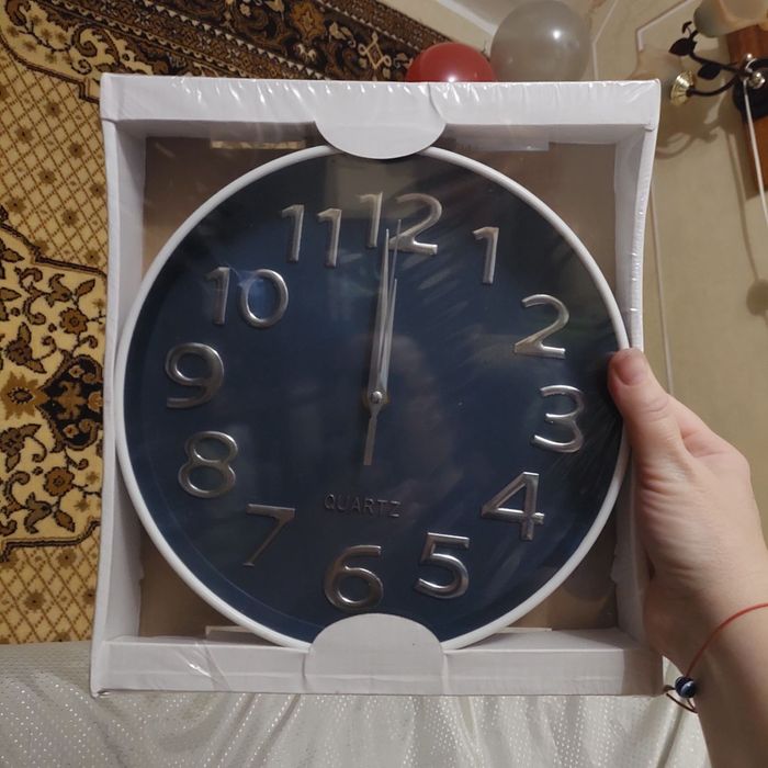 Настінний Годинник 165 грн, 24 см діаметром