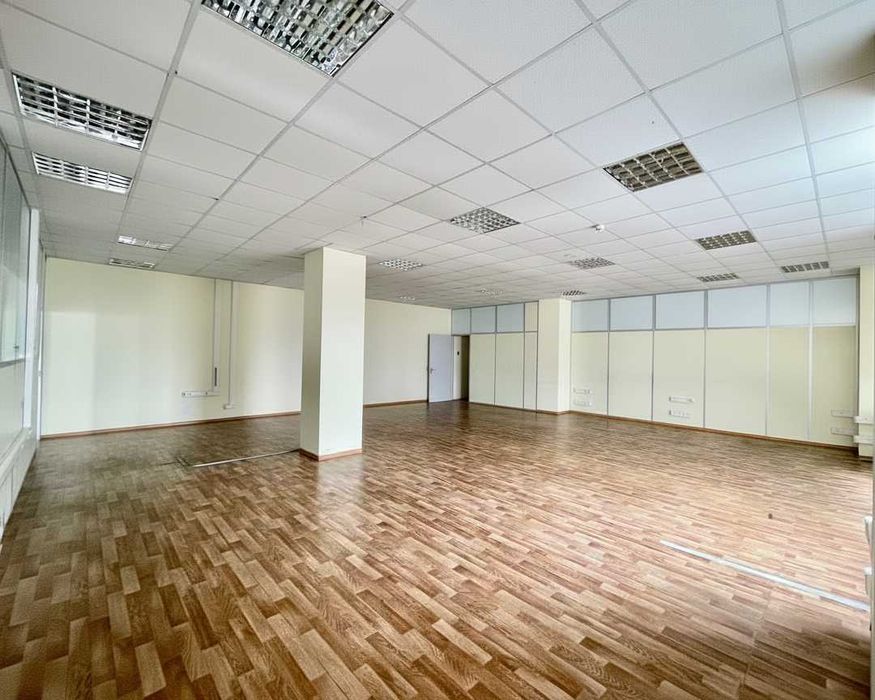 Оренда приміщення під офіс на Солом'янській площі !!!БЕЗ ВІДКЛЮЧЕНЬ!!!