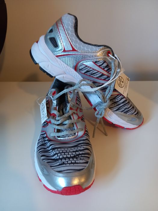 Damskie sneakersy nowe