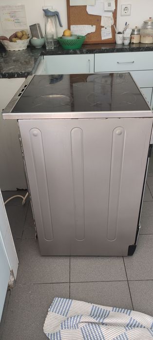 Fogão cozinha com placa