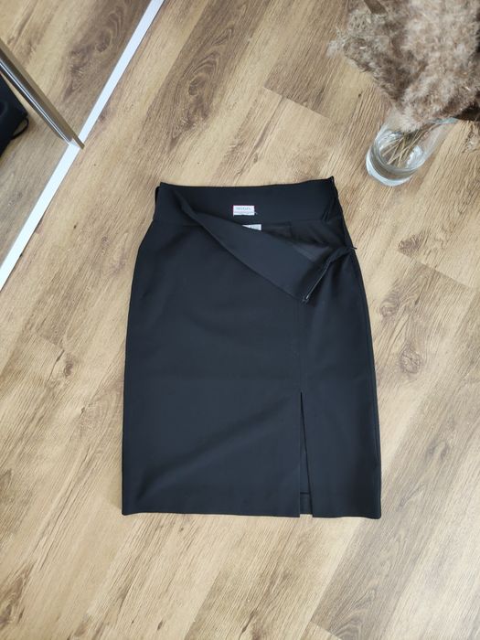 Spódnica elegancka ołówkowa wysoki stan z rozcięciem Max&Co