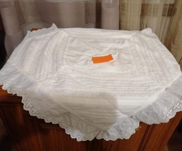 Fronha antiga. Travesseiro. Tiras croché