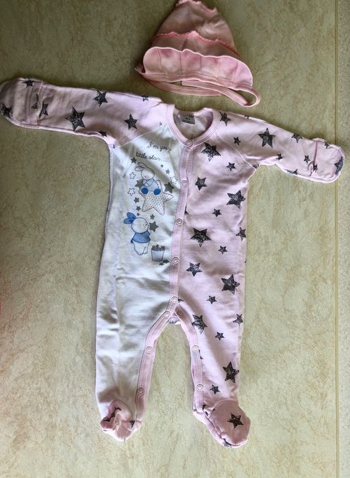 Комбинезон с шапочкой