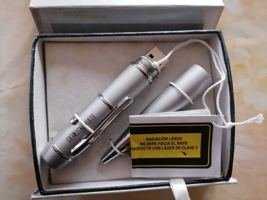 Pen with pen and laser64283656654722121