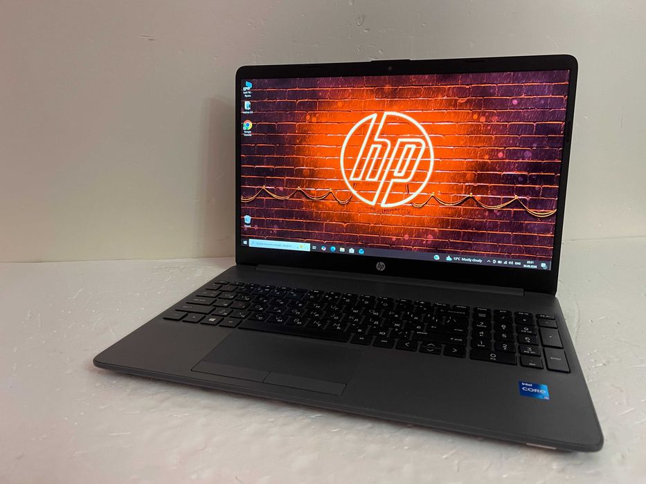 Игровой СВЕЖАК!!  HP 250 G8 / Core i5 1135G7  11" покол / 16 RAM / + Видео (4 ГБ) + ГАРАНТИЯ!