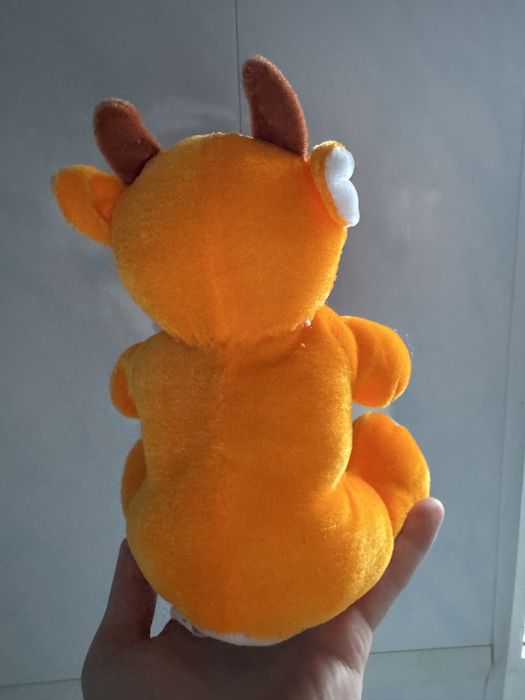 М’яка іграшка корова