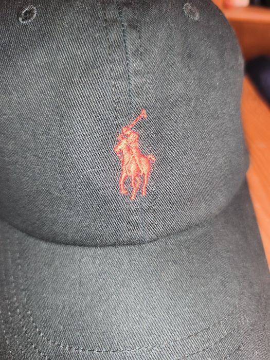 Ralph Lauren Chapéu Black and Red .