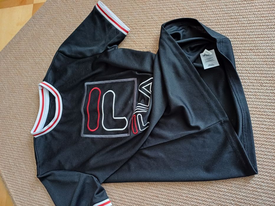 T-shirt sportowy czarny  FILA r. S