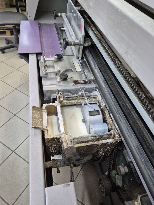 Oklejarka Heidelberg QB 200