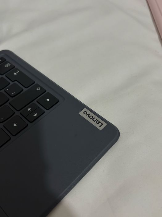 Tablet LENOVO Tab P11 2nd Gen + Capa Teclado + Pen