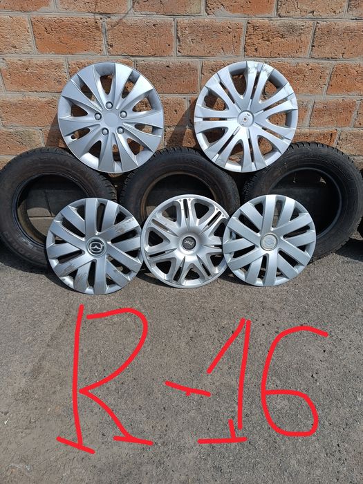 Продам КОВПАКИ( різнобій)R13-16