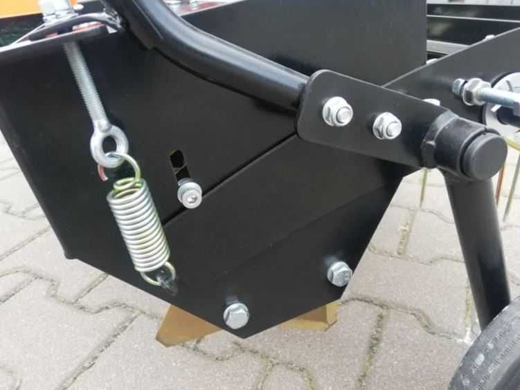 Wertykulator Aerator 2w1 do Traktorka